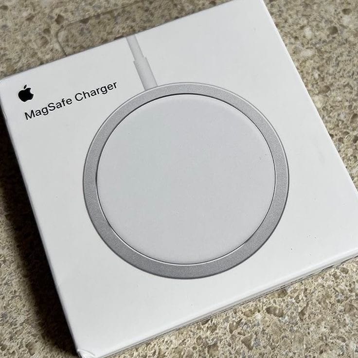 Magsafe charger - Image 3